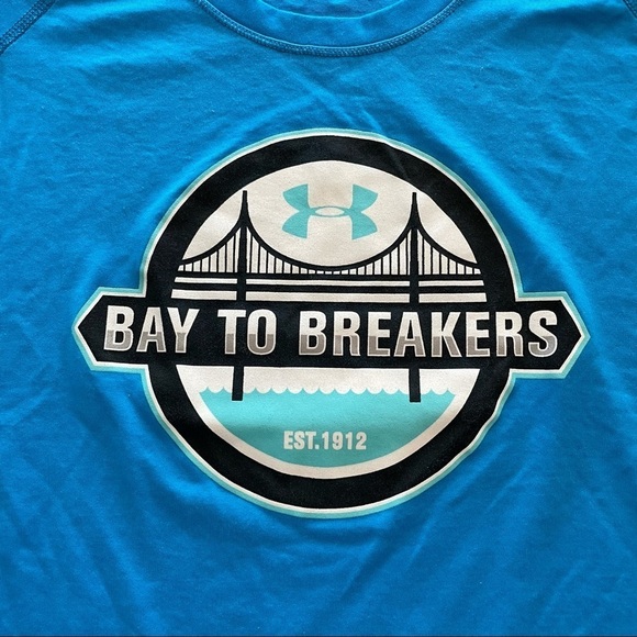 Under Armour Bay to Breaker Running Tee - Picture 3 of 5